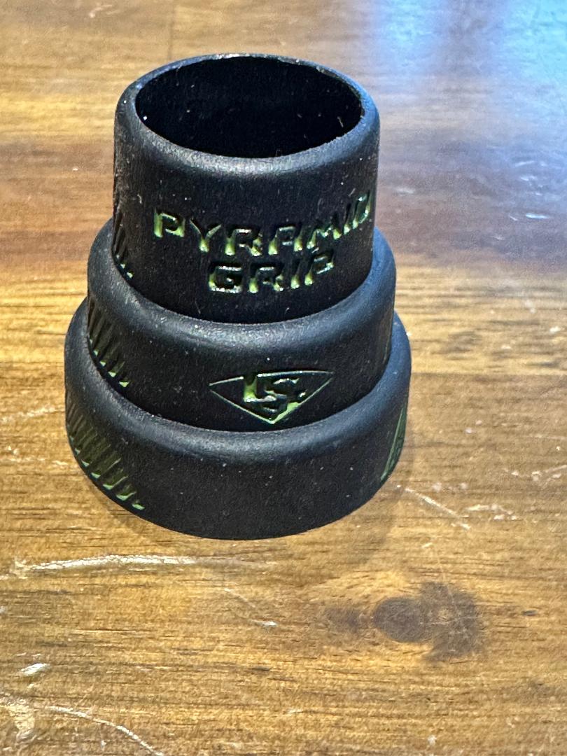 LS Pyramid Grips